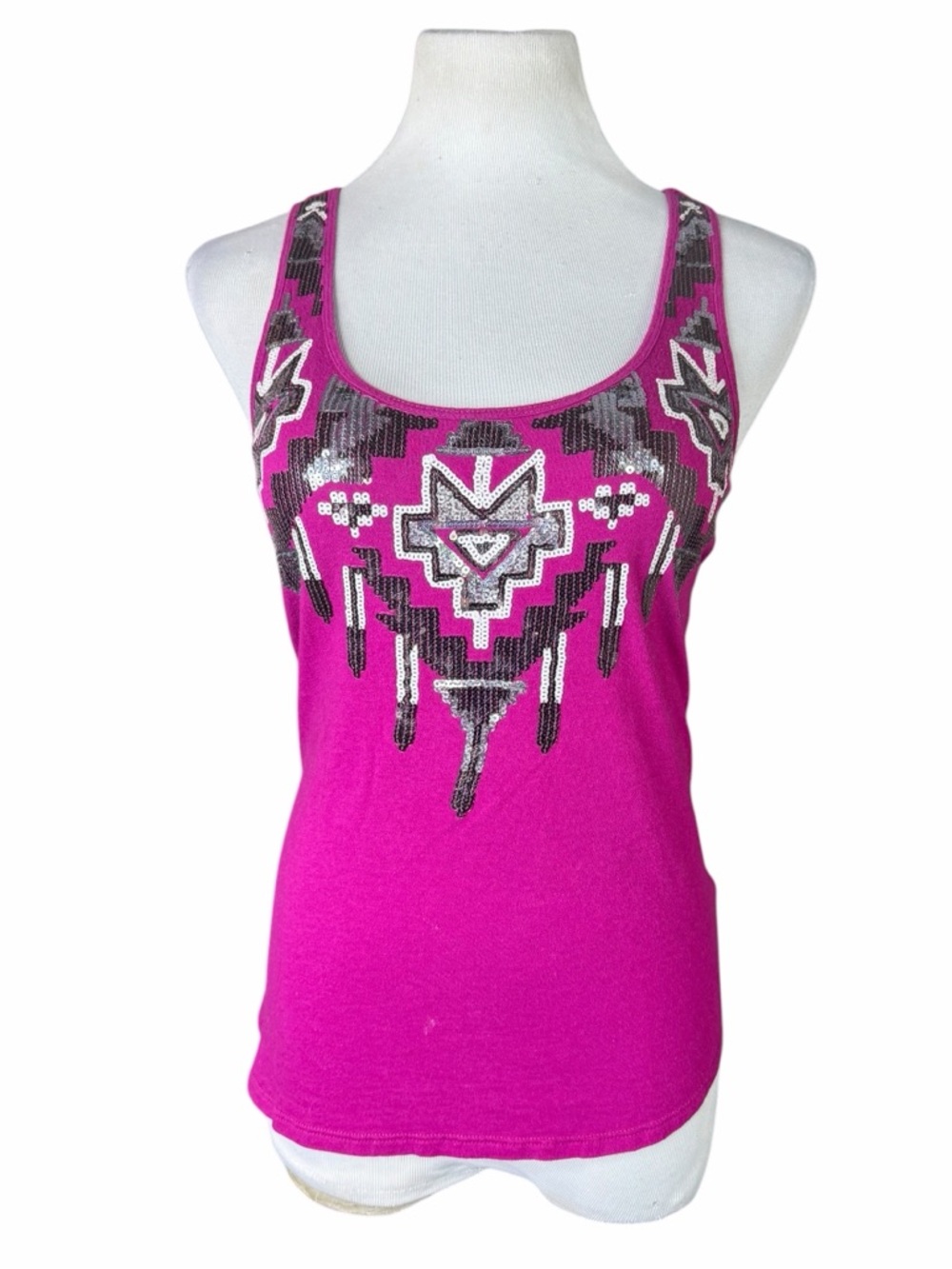 10/$25🦋 Express Berry Pink & Silver/White Sequin Aztec Print Tank - Size Medium
